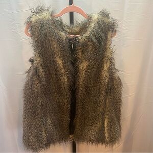 Ashley Stewart Faux Fur Vest Size 14/16 Brown
